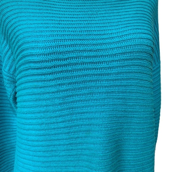 Vince Camuto women's size blue small knit sweater with pockets - Picture 8 of 8